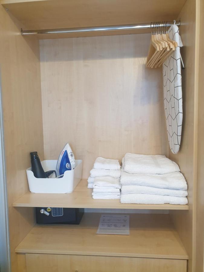 London Luxury Apartments 4 Min Walk From Ilford Station, With Free Parking Free Wifi Exteriör bild